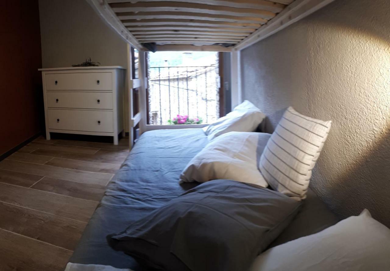 Cal Dalmau Apartaments Atic Pardines Eksteriør bilde